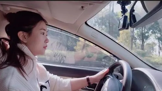 抖音女司机开车文案