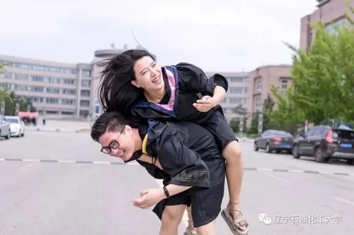 形容友谊的沙雕文案