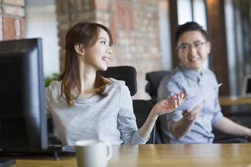 工作照文案朋友圈