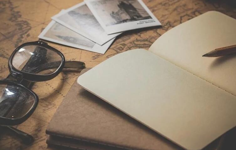 很拽的文案黑色