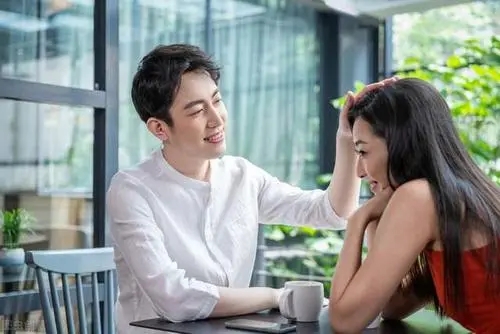 抖音晒老公的文案幽默