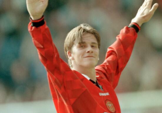 关于足球的伤感文案