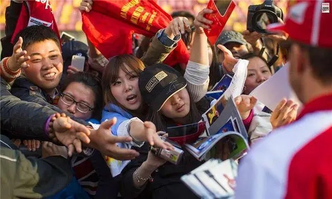 追星霸气文案怼黑粉