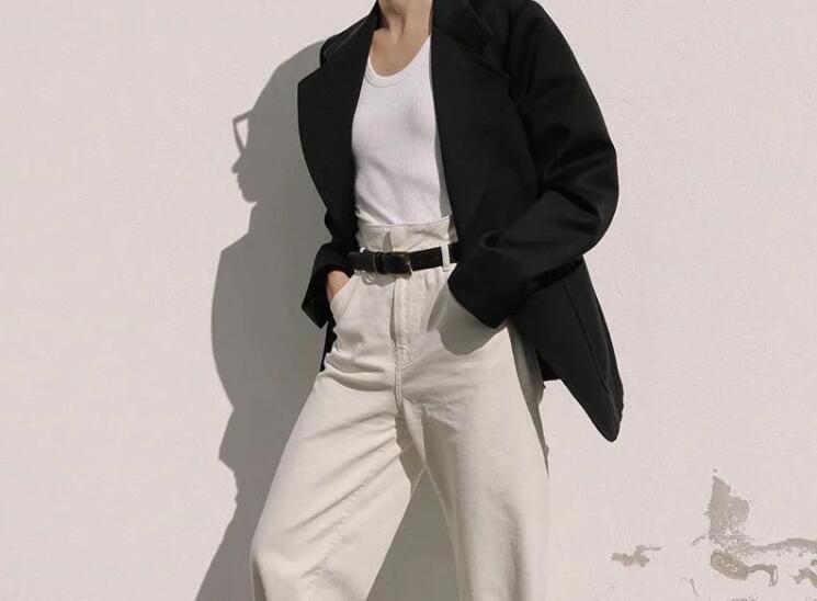 穿西装朋友圈文案