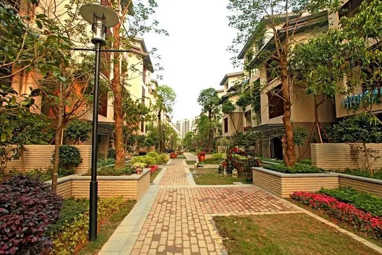 关于别墅小院的文案