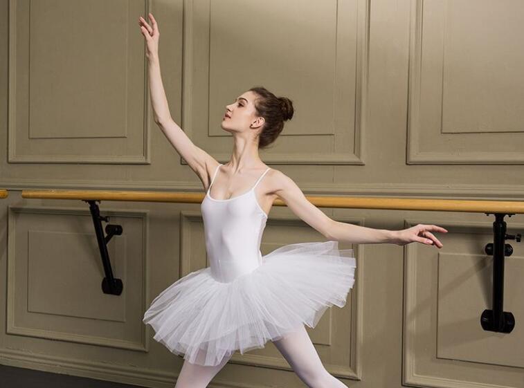 舞蹈社团宣传文案