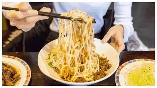 舌尖上的中国描写面条的文案