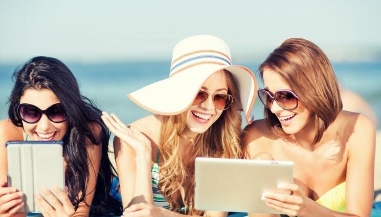 和姐妹出游的文案