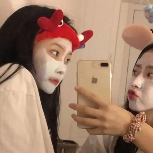 和闺蜜自拍的文案