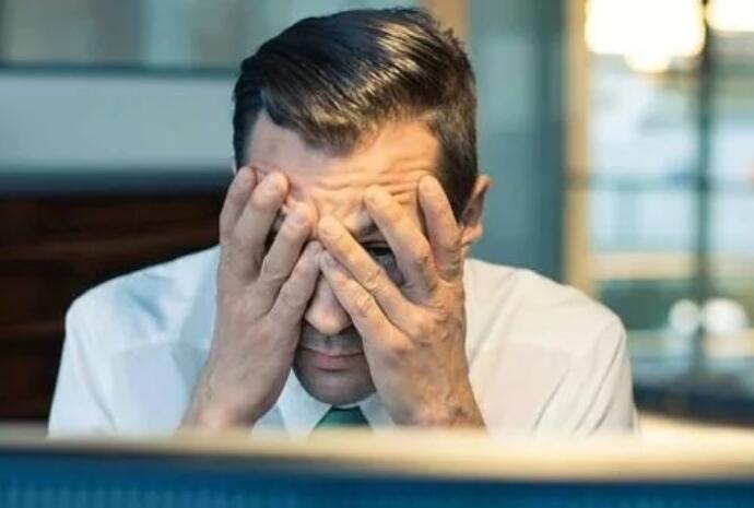 加班后的朋友圈文案