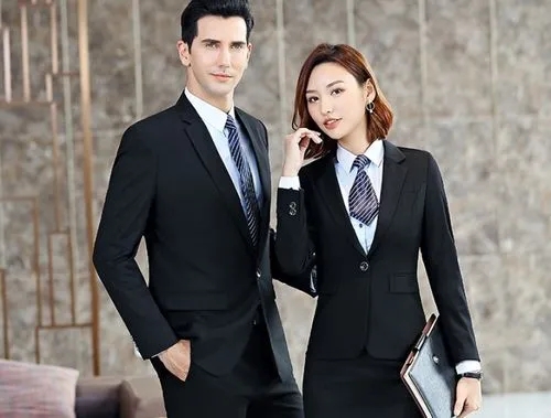 职业装朋友圈文案