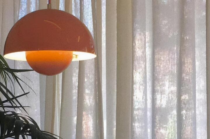 伤感文案配图片女生