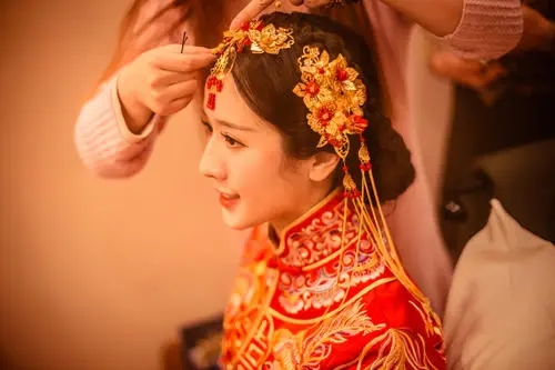 新娘跟妆发朋友圈文案