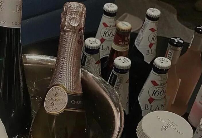 粗糙的文案短句子