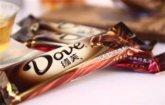 德芙巧克力创意广告文案