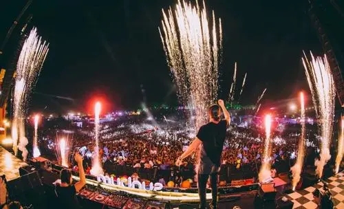 2024跨年文案愿自己