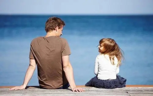 女儿和老爸拍抖音的文案