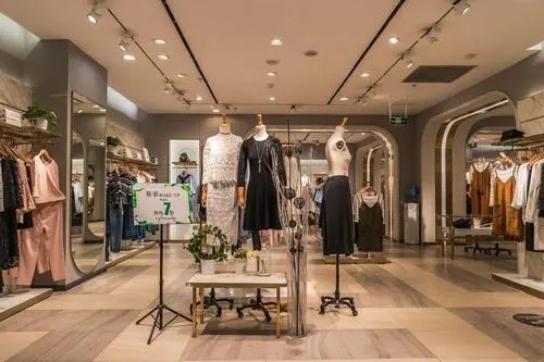 女装店抖音文案