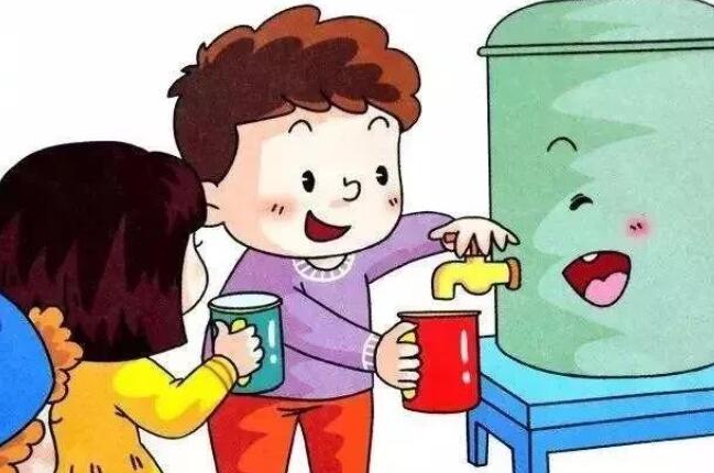 幼儿园小朋友喝水文案