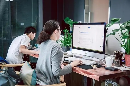 没有工作的文案