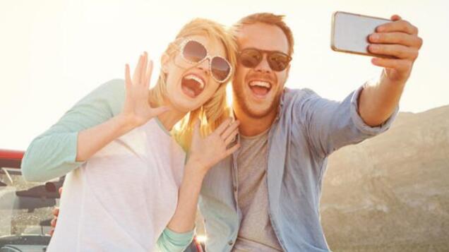 跟女朋友一个月的文案