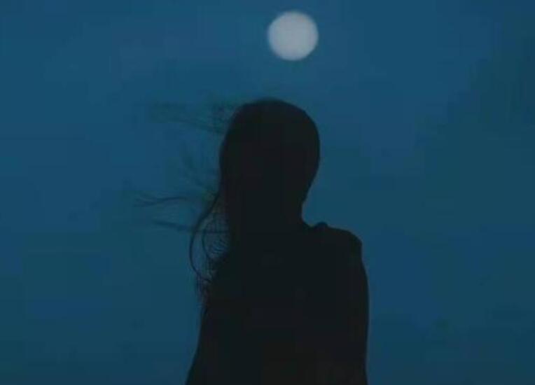 表达内心孤独的文案