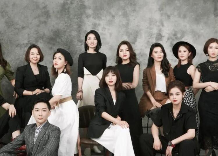 团队照朋友圈文案