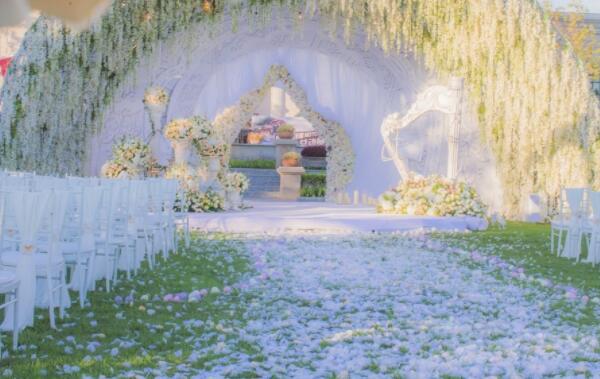 草坪婚礼文案唯美浪漫的句子