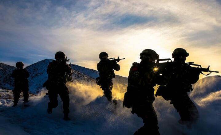 适合当兵的文案