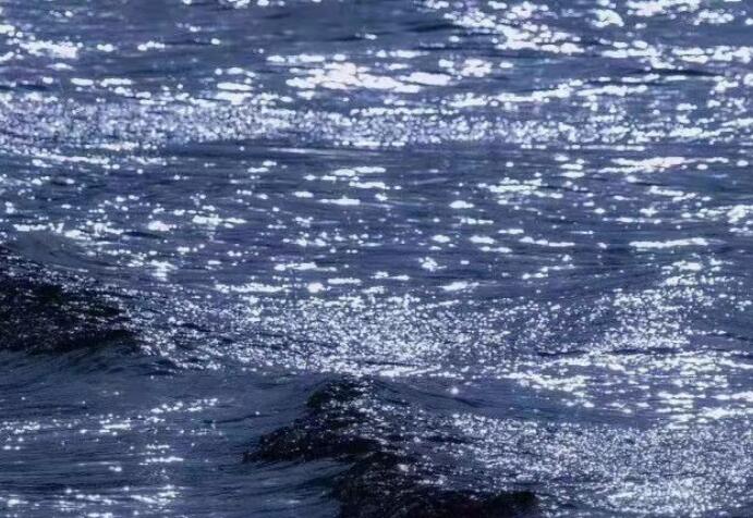 关于光的治愈文案