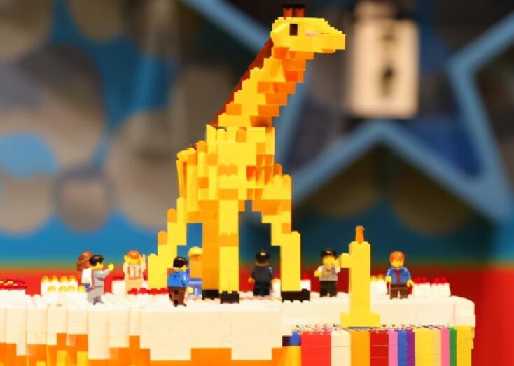 拼装玩具朋友圈文案