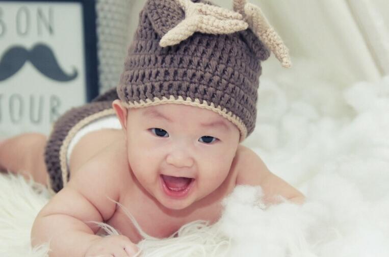 宝宝满月主题文案