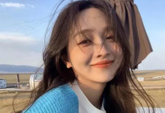 见异地恋女友的文案