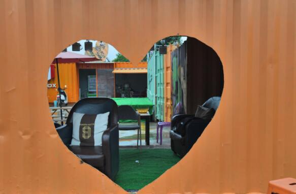 抖音宣布婚期的文案