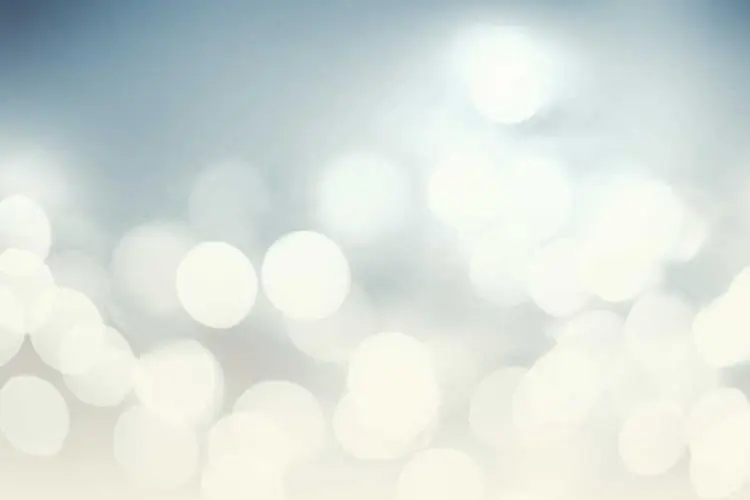 关于白色的朋友圈文案