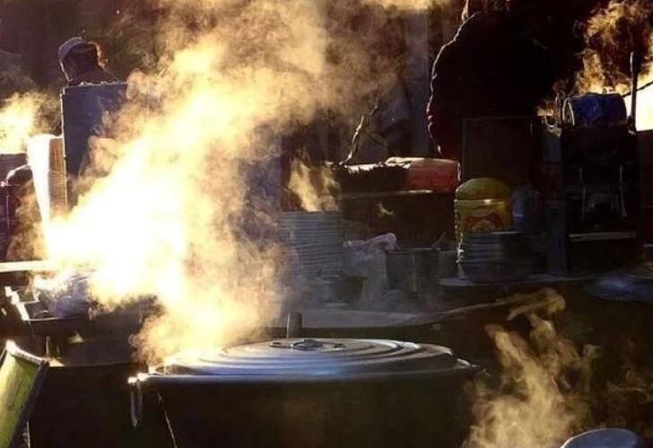 关于小县城的文案