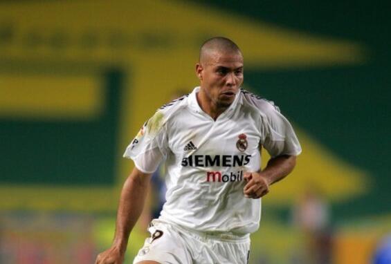 足球天下经典文案