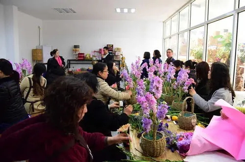 企业妇女节文案