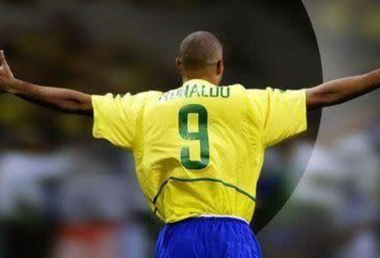 天下足球舍普琴科文案