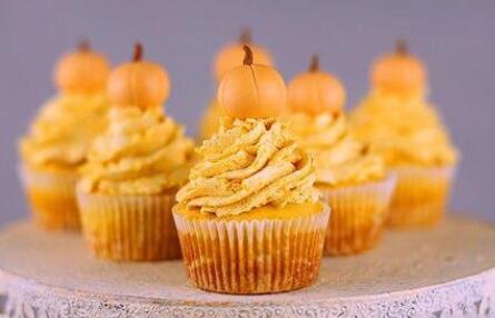 怀念2018的自己文案