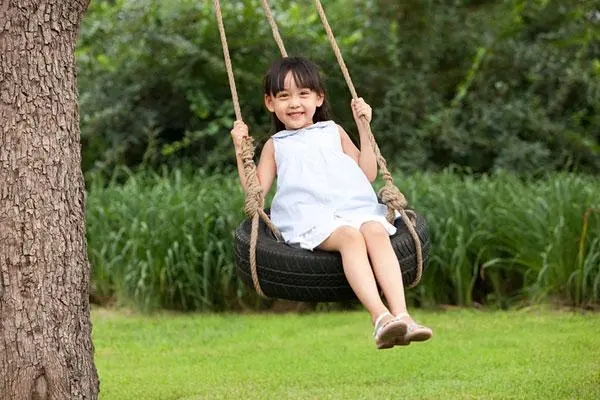 荡秋千的朋友圈文案