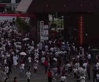 高一过去了的文案