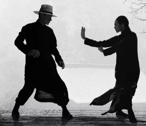 夸一部剧的文案