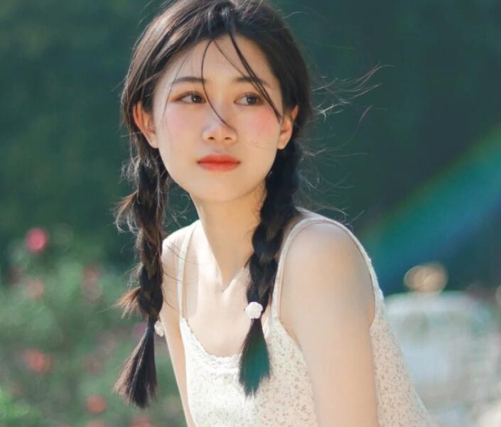 干净文案短句爱情