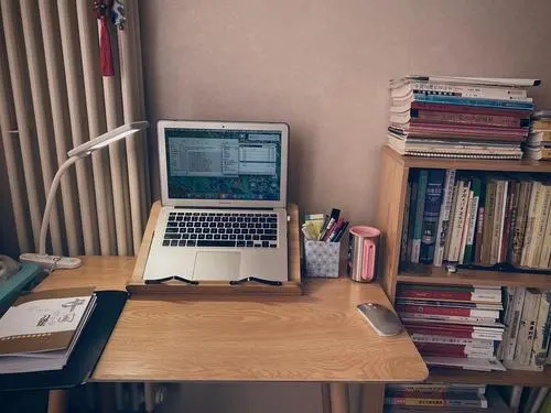 关于书桌整理的文案