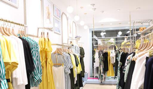 关于特卖衣服的朋友圈文案