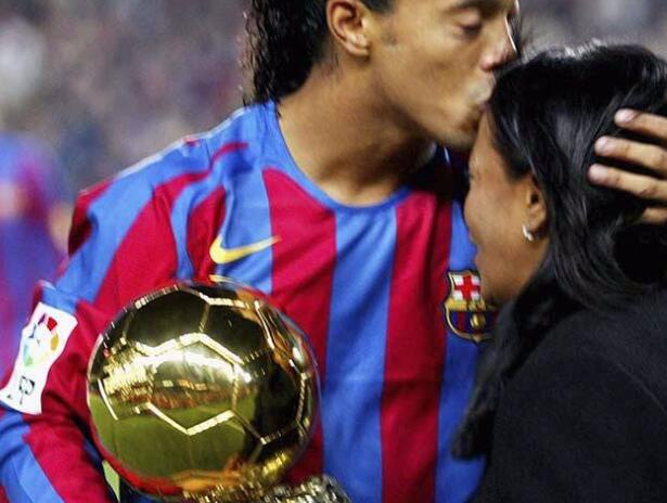 天下足球20191230文案