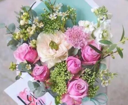 快手发作品文案在名字里