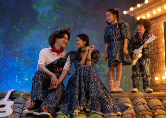 已一家人拍照文案