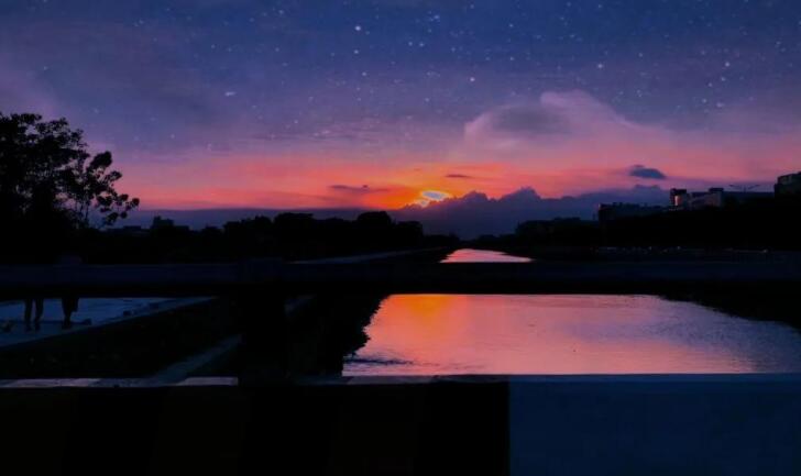 出行发的朋友圈文案